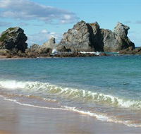 Camel Rock - Accommodation QLD