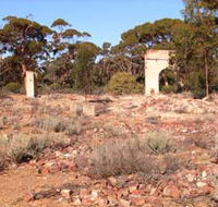 Mount Palmer - Accommodation QLD