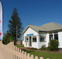 Hastings Fine Art Gallery - Accommodation QLD