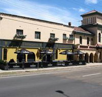 Ferntree Gully Hotel - Accommodation QLD