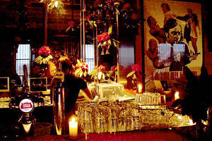 Cherry Bar - Accommodation QLD 0