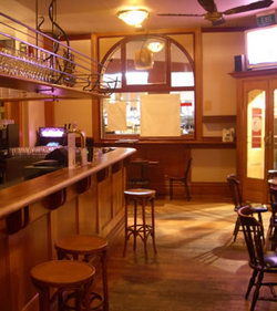 The Perseverance Hotel - Accommodation QLD 0