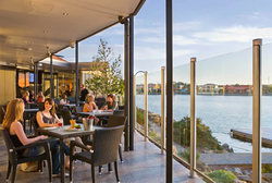 West Lakes SA Accommodation QLD