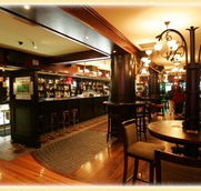 Waxy's Irish Pub - Accommodation QLD