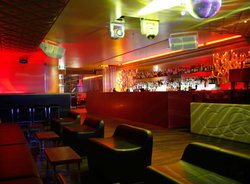 Vegas Hotel - Accommodation QLD 0