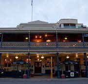 PJ O'Brien's Irish Pub - Accommodation QLD