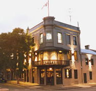 Australian Youth Hotel - Accommodation QLD