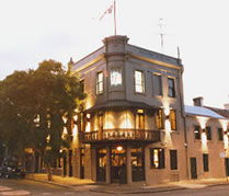 Australian Youth Hotel - Accommodation QLD 0