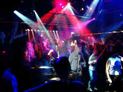 Q Bar - Accommodation QLD 1