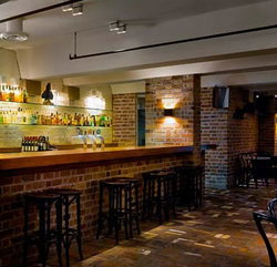 Establishment - Accommodation QLD 1