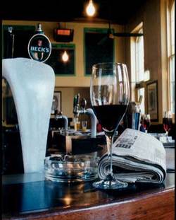 Exeter Hotel - Accommodation QLD 1