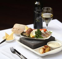 Strathmore Hotel - Accommodation QLD