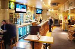 Grand Hotel - Accommodation QLD 2