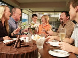 Currumbin RSL - Accommodation QLD 2