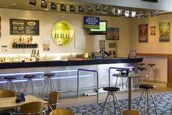 Fountain Gate Hotel - Accommodation QLD 1