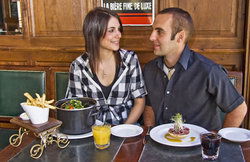 Holland Park Hotel - Accommodation QLD 2