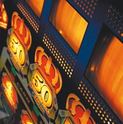 Diamonds Bar And Gaming - Accommodation QLD 3