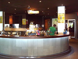 Hinterland Hotel - Accommodation QLD 1