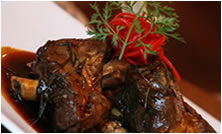 Hotel LA - Accommodation QLD 3