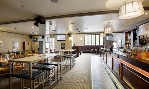 Castle Hill Tavern - Accommodation QLD 3