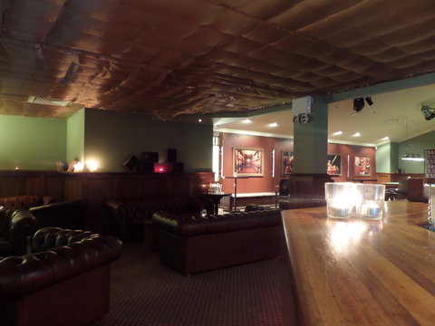 Castle Hill Tavern - Accommodation QLD 4