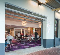 Arab Steed Hotel - Accommodation QLD 3