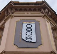 The Oxford Hotel - Accommodation QLD