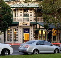 The Wellington Hotel - Accommodation QLD