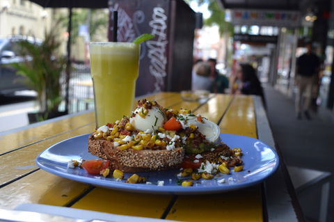Amici Bakery Cafe - Accommodation QLD 3