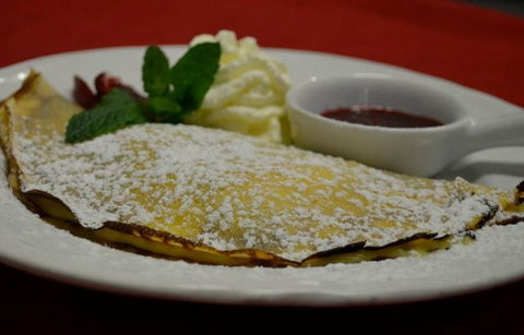 Des Alpes Swiss Restaurant - Accommodation QLD 2