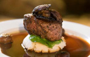 Milagro Modern Australian - Accommodation QLD 2