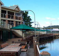 The Woodport Inn - Accommodation QLD