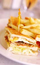 Castlereagh Lounge - Accommodation QLD 1