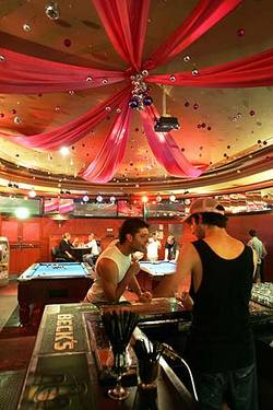 Imperial Hotel Erskineville - Accommodation QLD 1