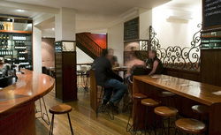 Riverview Hotel - Accommodation QLD 2