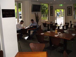 The Rising Sun Hotel - Accommodation QLD 2