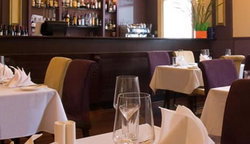 Melbourne Hotel Perth - Accommodation QLD 3
