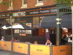 Metro Puggs Irish Bar - Accommodation QLD 2