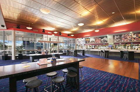 The Palmerston Sports Club Inc - Accommodation QLD 2
