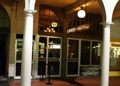 1927 Cocktail Lounge - Accommodation QLD 1