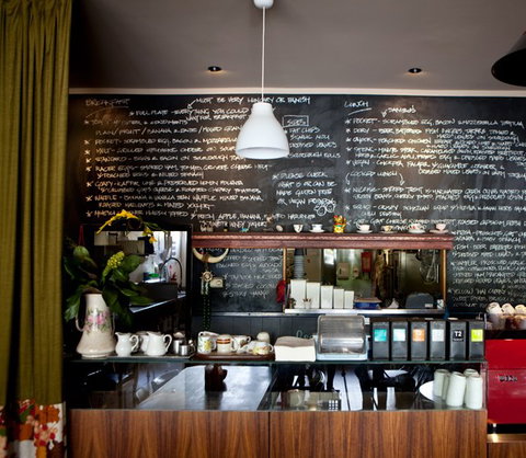 A Bite To Eat, A Drink As Well - Accommodation QLD 0