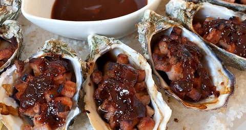 Retreat Hotel - Accommodation QLD 0