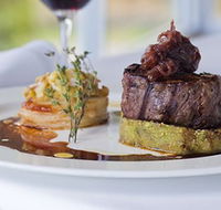 Chris's Beacon Point Restaurant - Accommodation QLD