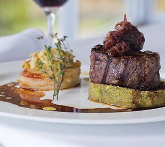 Chris's Beacon Point Restaurant - Accommodation QLD 0