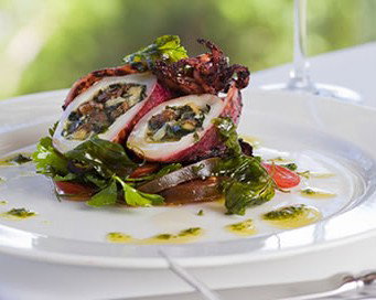 Chris's Beacon Point Restaurant - Accommodation QLD 4