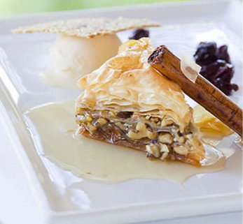 Chris's Beacon Point Restaurant - Accommodation QLD 5