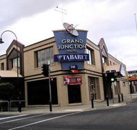 Grand Junction Hotel - Accommodation QLD