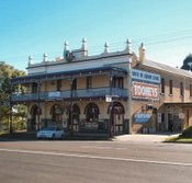 Caledonia Hotel - Accommodation QLD