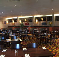 Sandbelt Club Hotel - Accommodation QLD