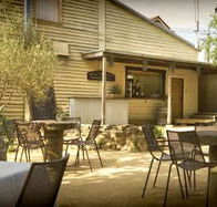 The Cosmopolitan Hotel - Accommodation QLD
